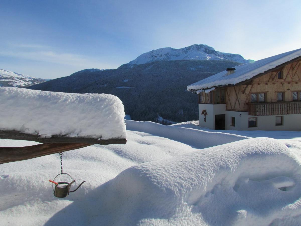Апартаменты Oeberst-Hof Sarentino Экстерьер фото